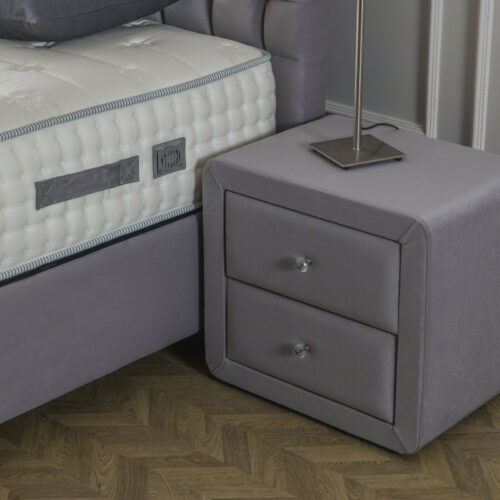 maison_int_cannes_nachtkastje